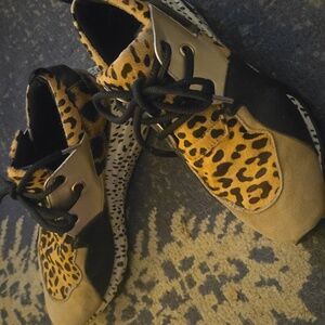 Steve Madden Black a